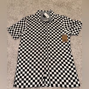 NWT VANS MEN'S CHECKERBOARD SS BUTTON UP SHIRT MEDIUM CLASSIC FIT